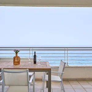 Stunning 3-bedroom Seaview Retreat In Cambridge , Sliema Malta